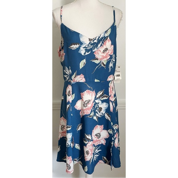 French Connection • NWT Cari Crepe Floral Blue Dress - Picture 2 of 7